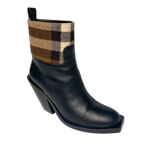 Burberry Danielle Low Calf Nova Check Heeled Boot EU 38 Leather and Wool Pull On